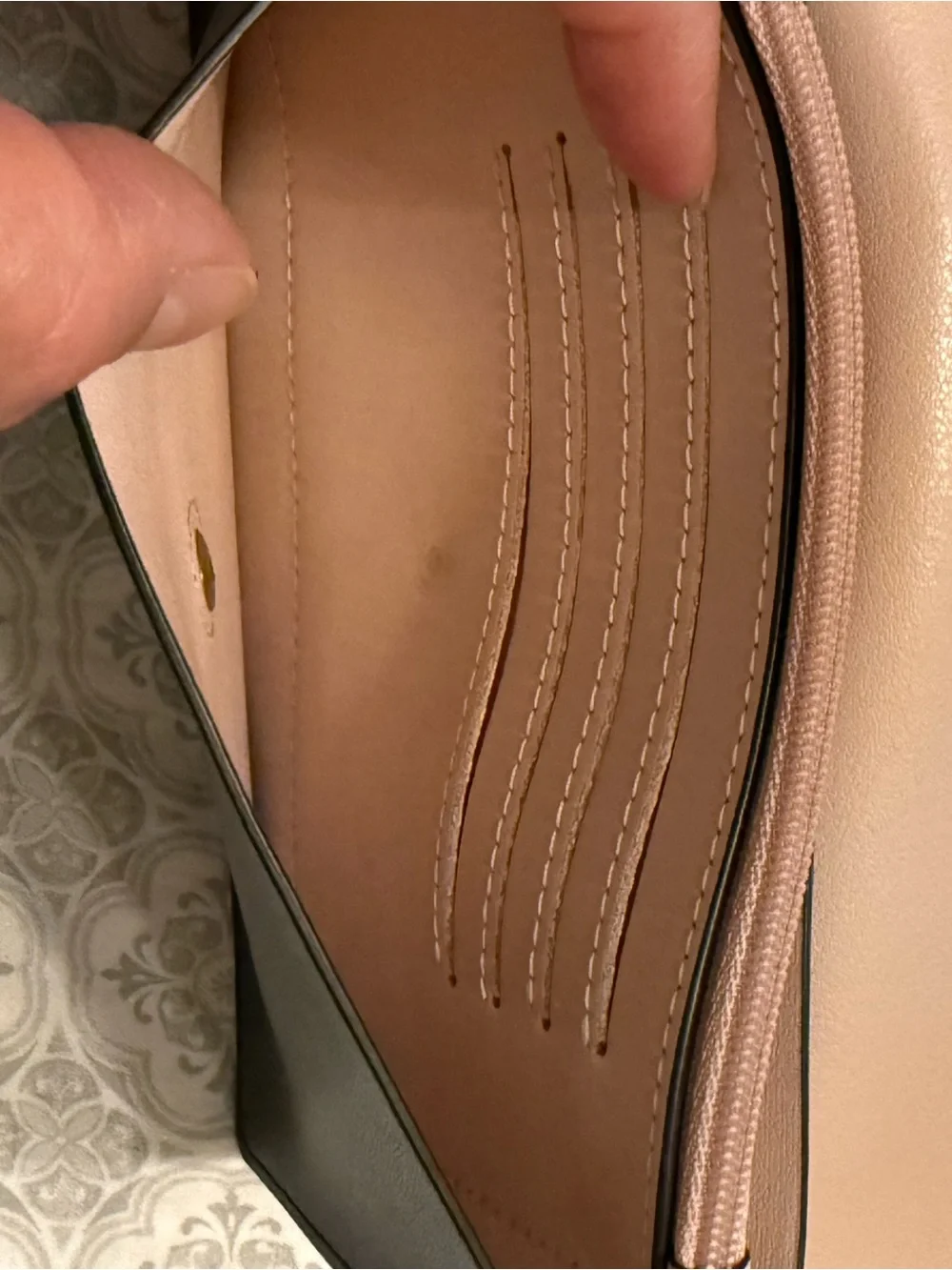 Kate Spade *Mollie* Putnam Drive Wristlet